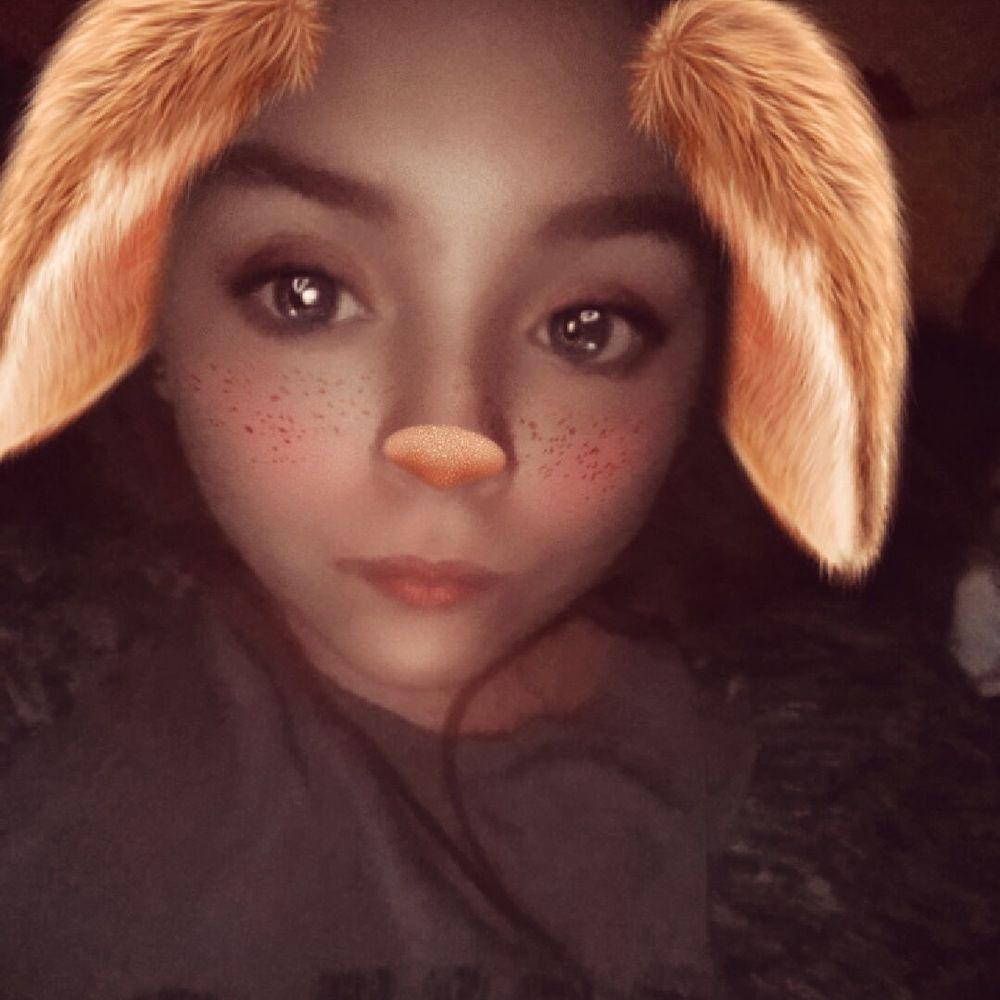 Meet your Posher, Alexis